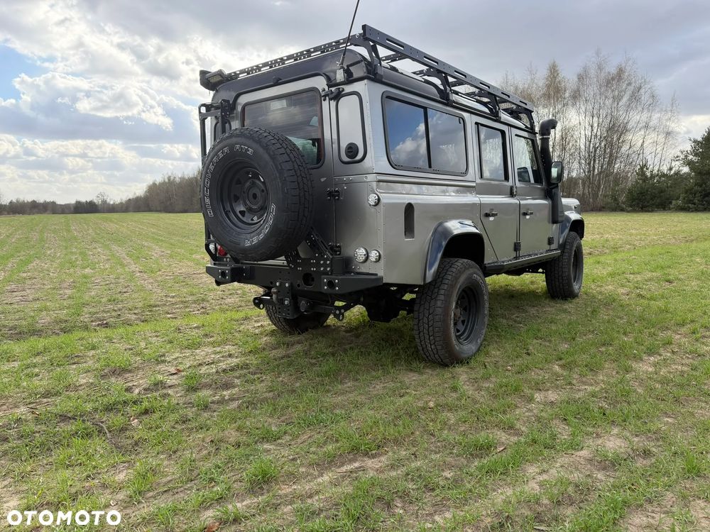 Land Rover Defender 2.5 TDI - 31