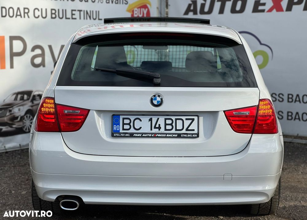 BMW Seria 3 318i - 24
