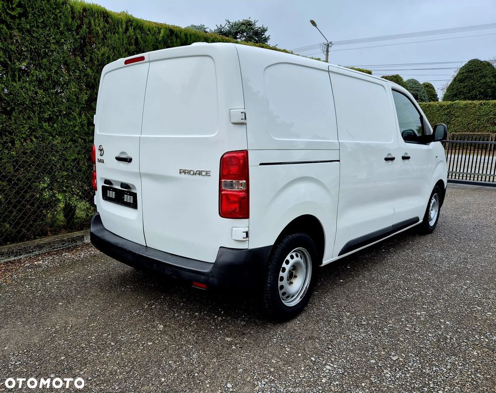 Toyota Proace - 7