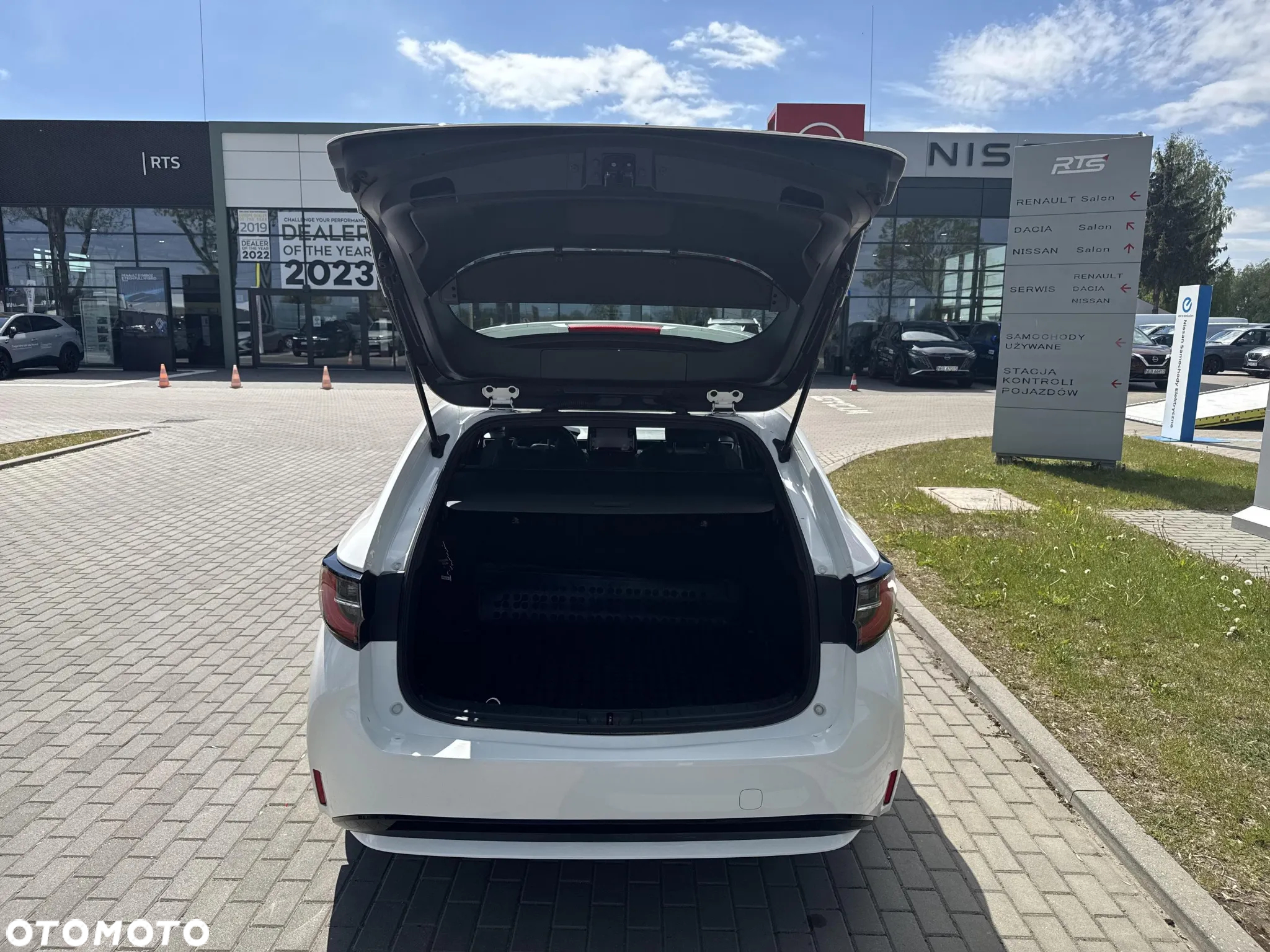 Toyota Corolla 1.2 T Active - 17