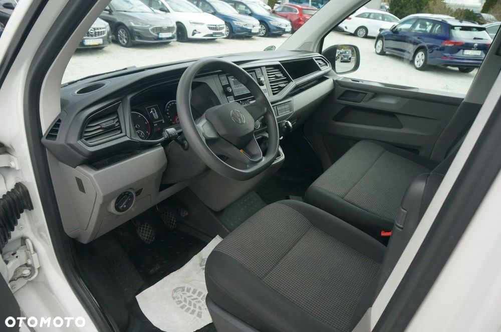 Volkswagen Transporter - 12