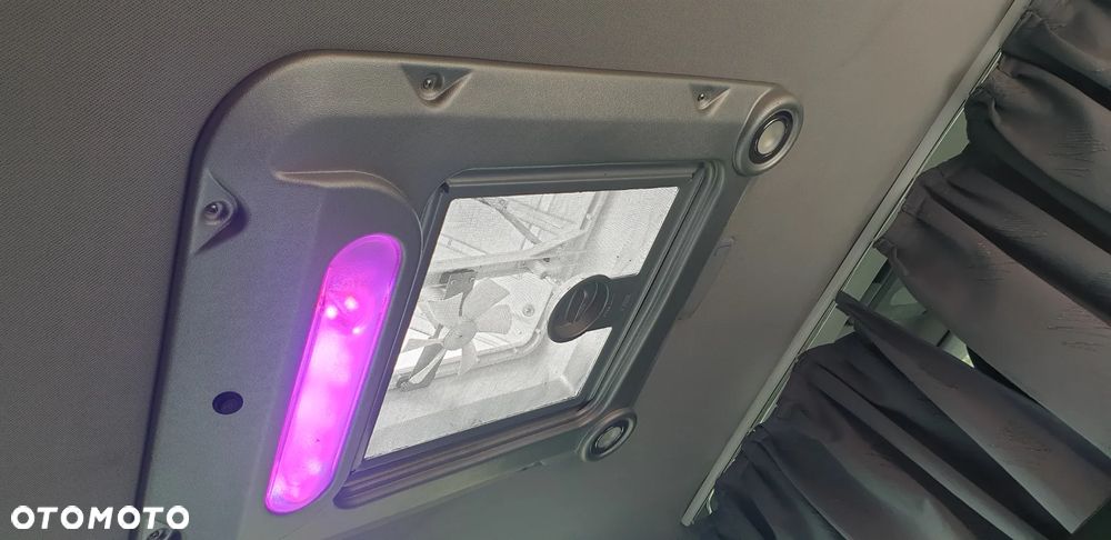 Mercedes-Benz Vito - 9