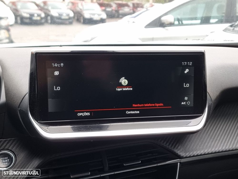 Peugeot 2008 1.5 BlueHDi Allure Pack EAT8 - 25