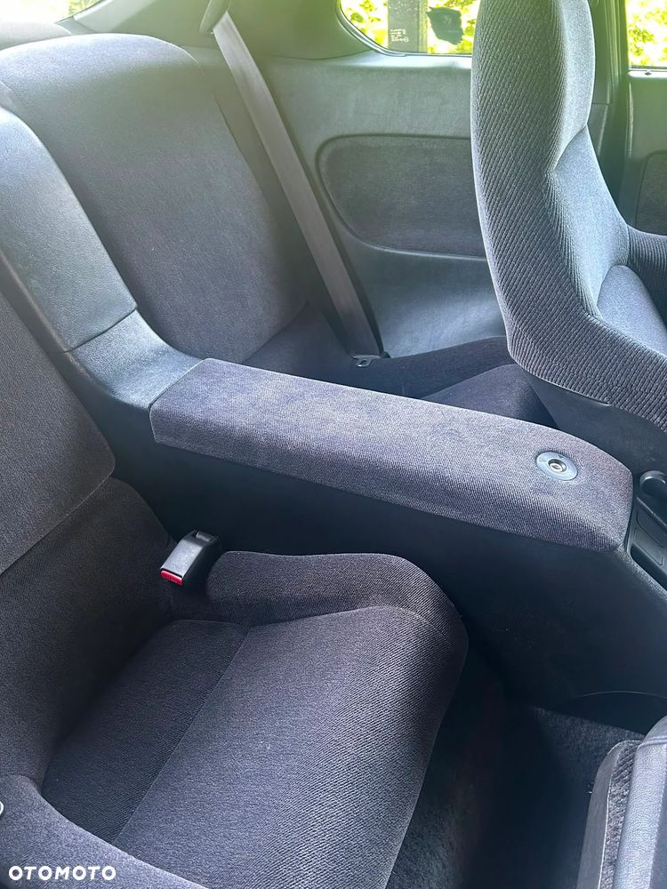 Honda Prelude 2.0i-16 - 11
