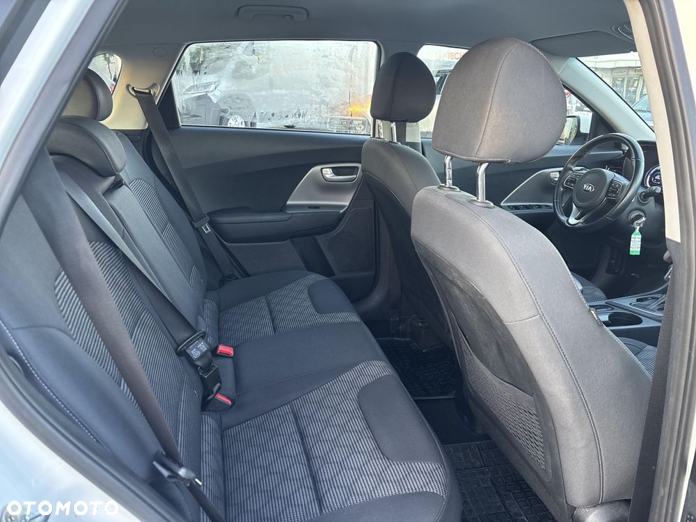 Kia Niro - 15
