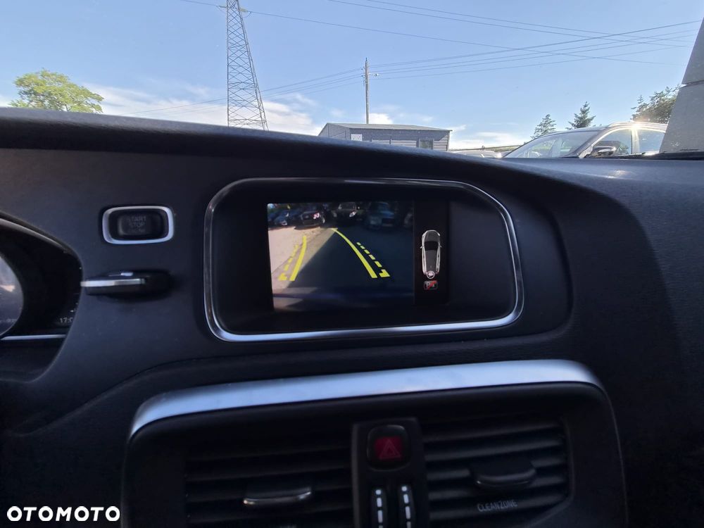 Volvo V40 T3 Geartronic RDesign - 14