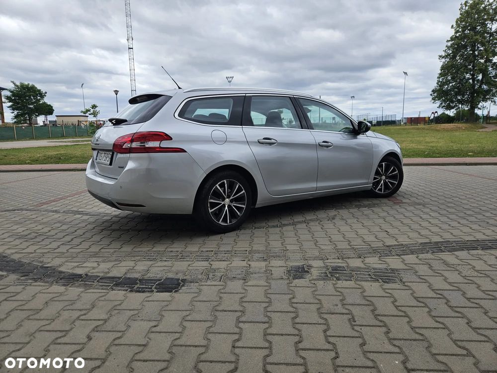 Peugeot 308 1.6 e-HDi Access S&S - 3