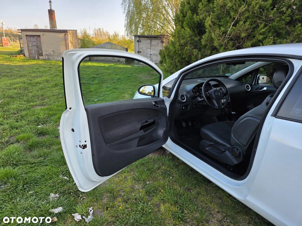 Opel Corsa 1.4 16V Edition - 7