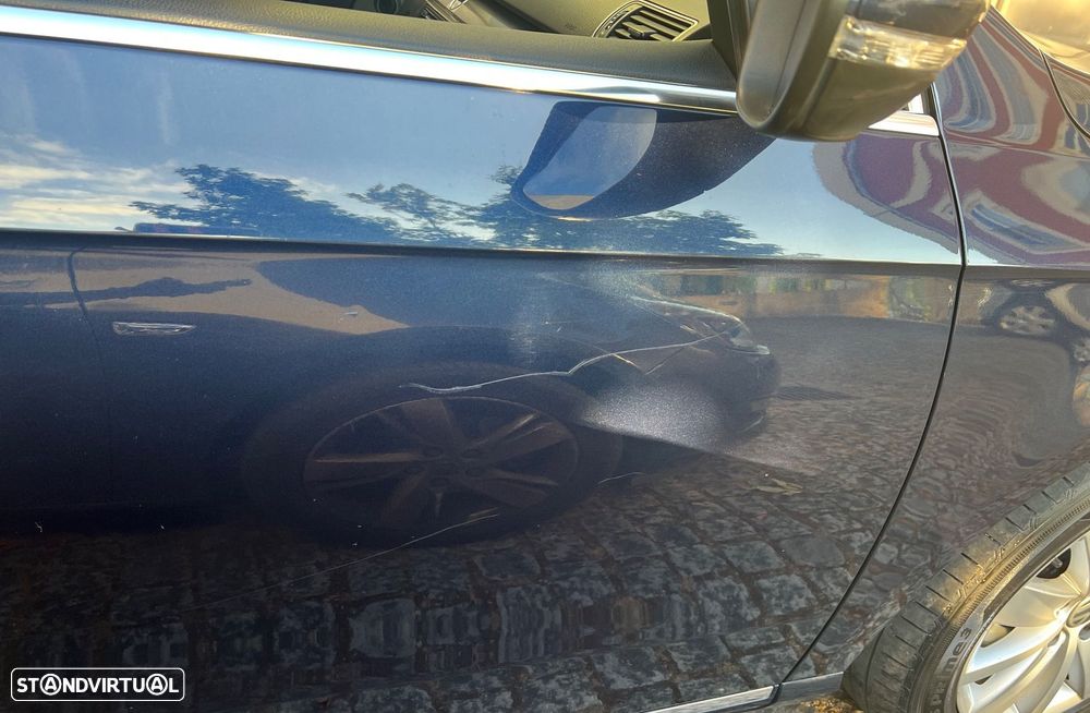VW Passat Variant 1.6 TDI Confortline - 26