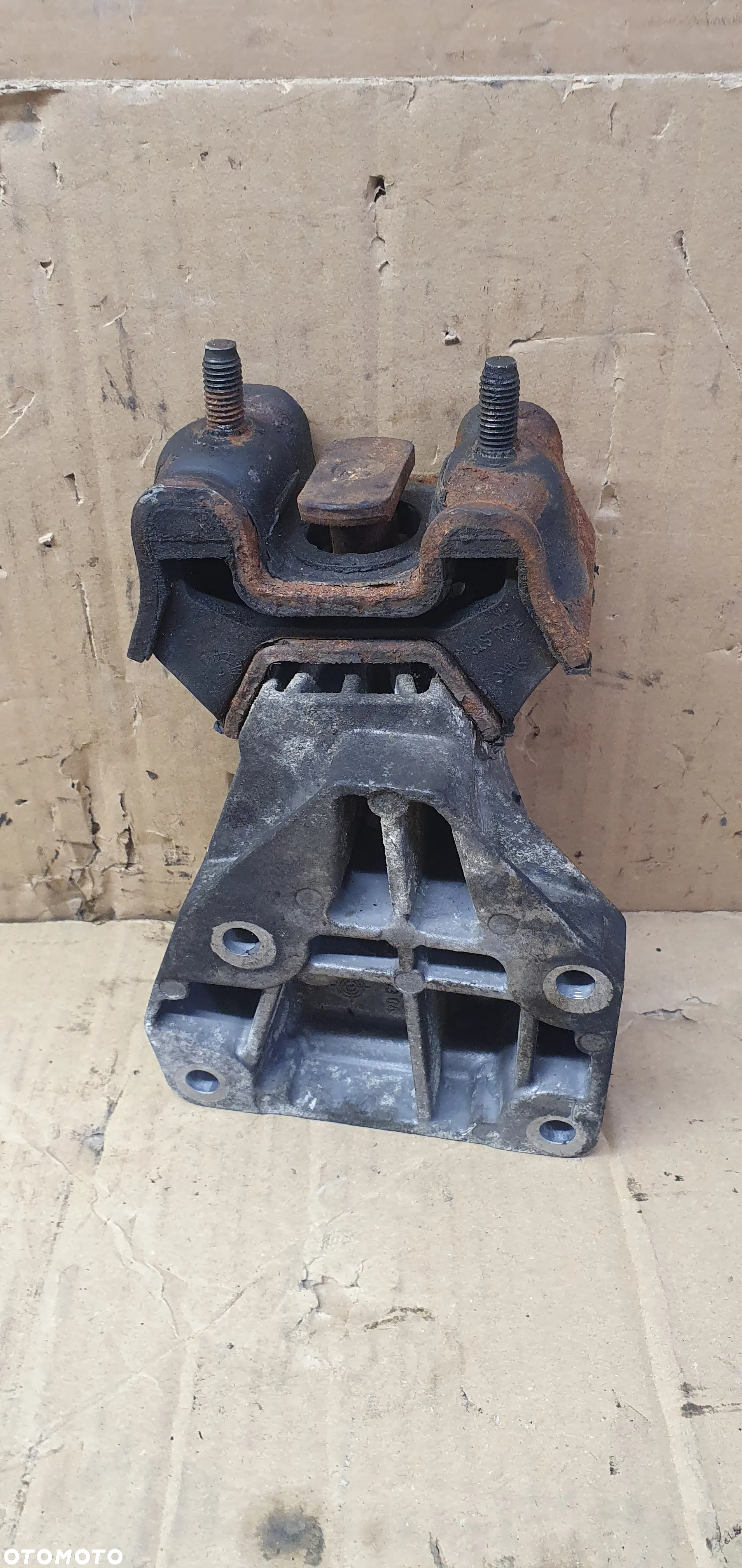 Łapa poduszka silnika Mercedes ML W163 4.0 CDI A6282230304 - 5