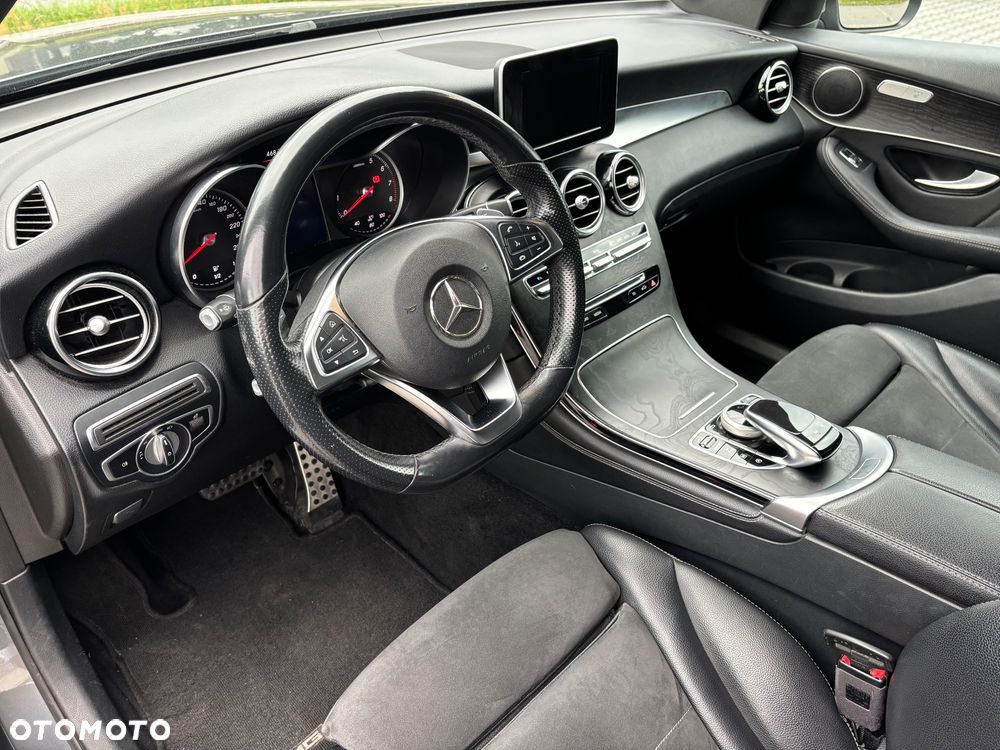 Mercedes-Benz GLC 250 4-Matic - 12