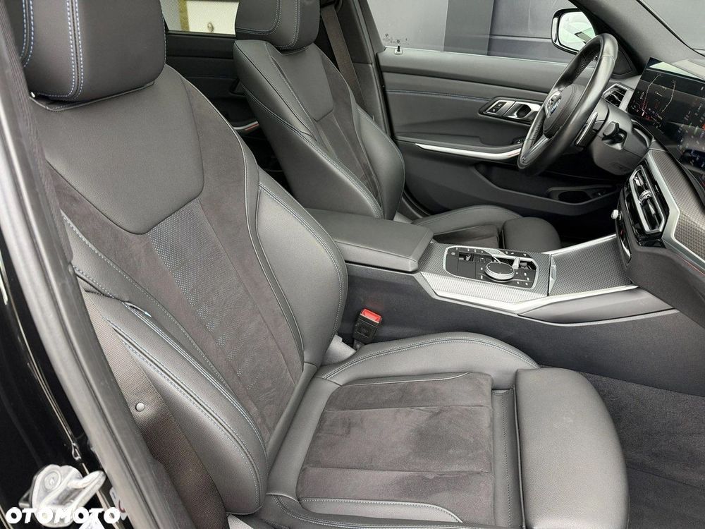 BMW Seria 3 330i xDrive M Sport sport - 23