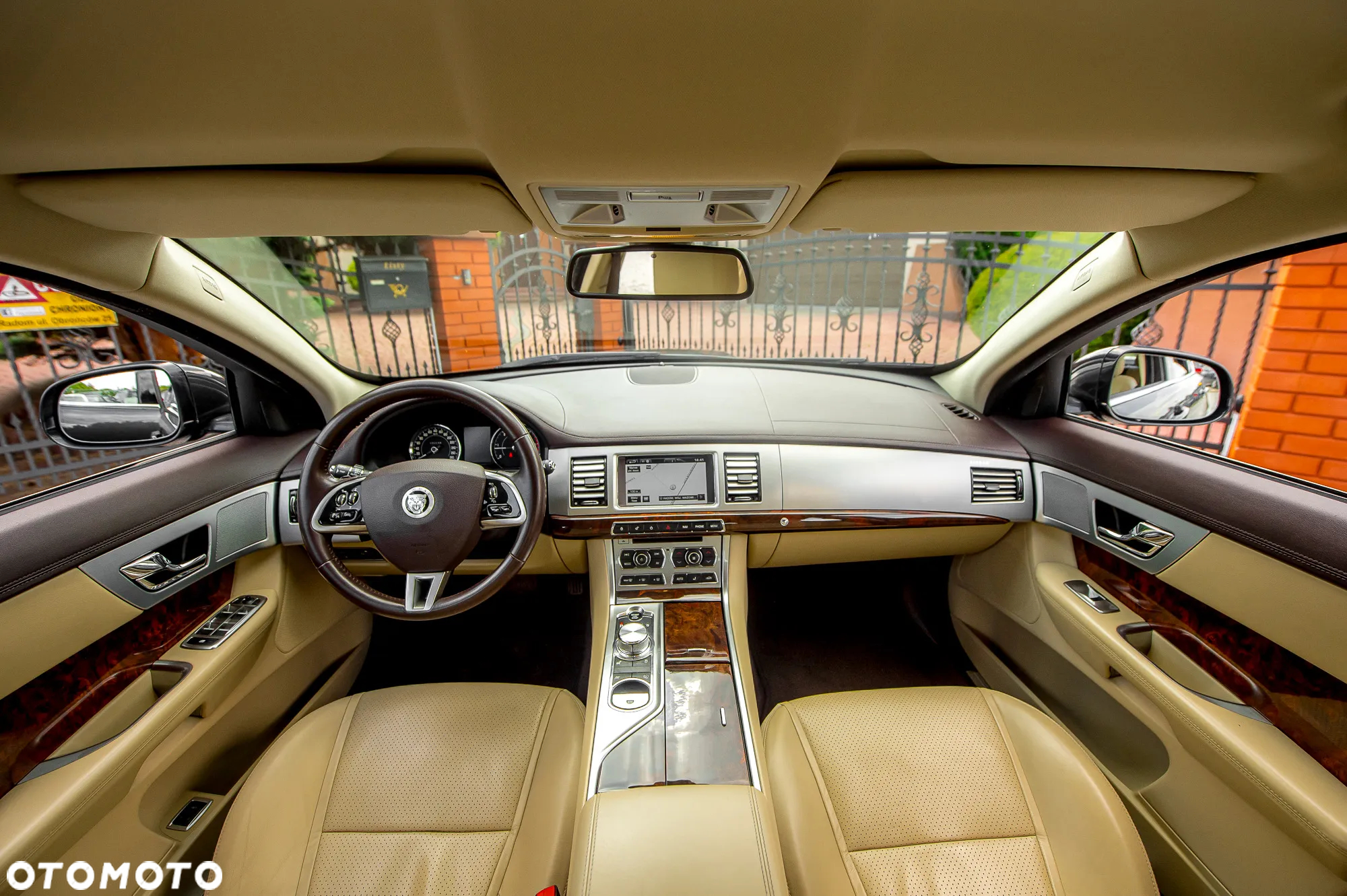 Jaguar XF 3.0 V6 Diesel S Luxury - 23