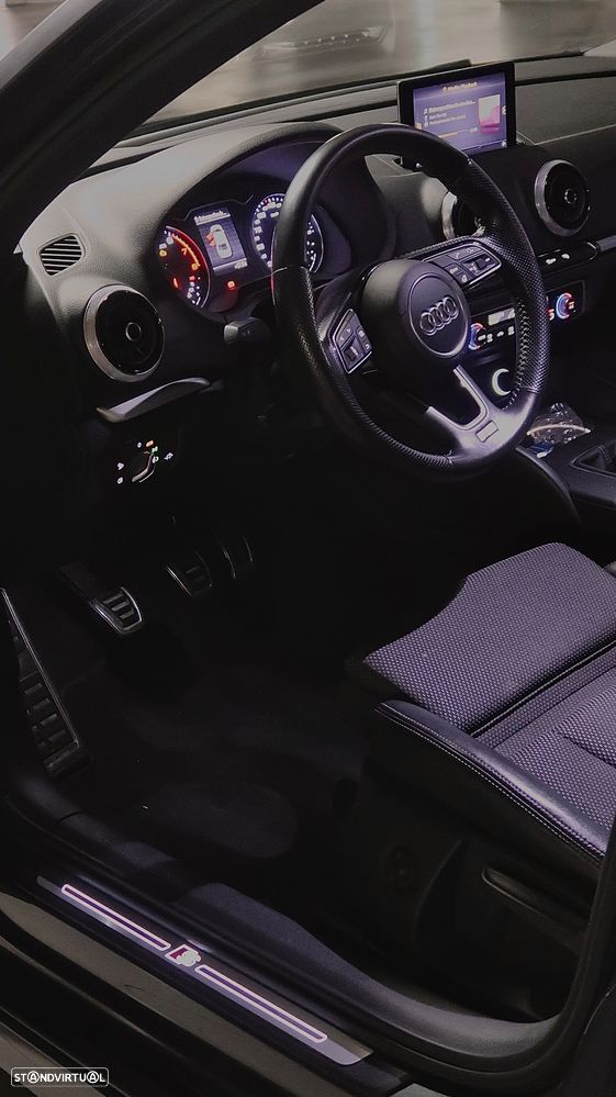 Audi A3 Limousine 30 TFSI S-line - 14