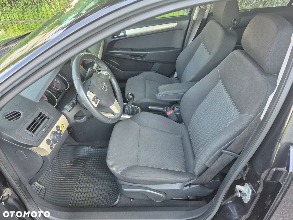 Opel Astra 1.6 Comfort / Cool - 20
