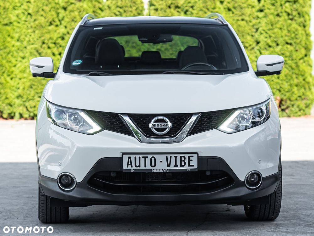 Nissan Qashqai 1.6 DCi Xtronic TEKNA - 4