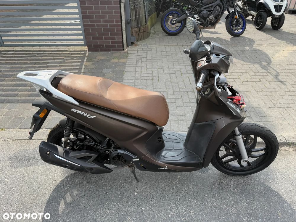 Kymco People - 6