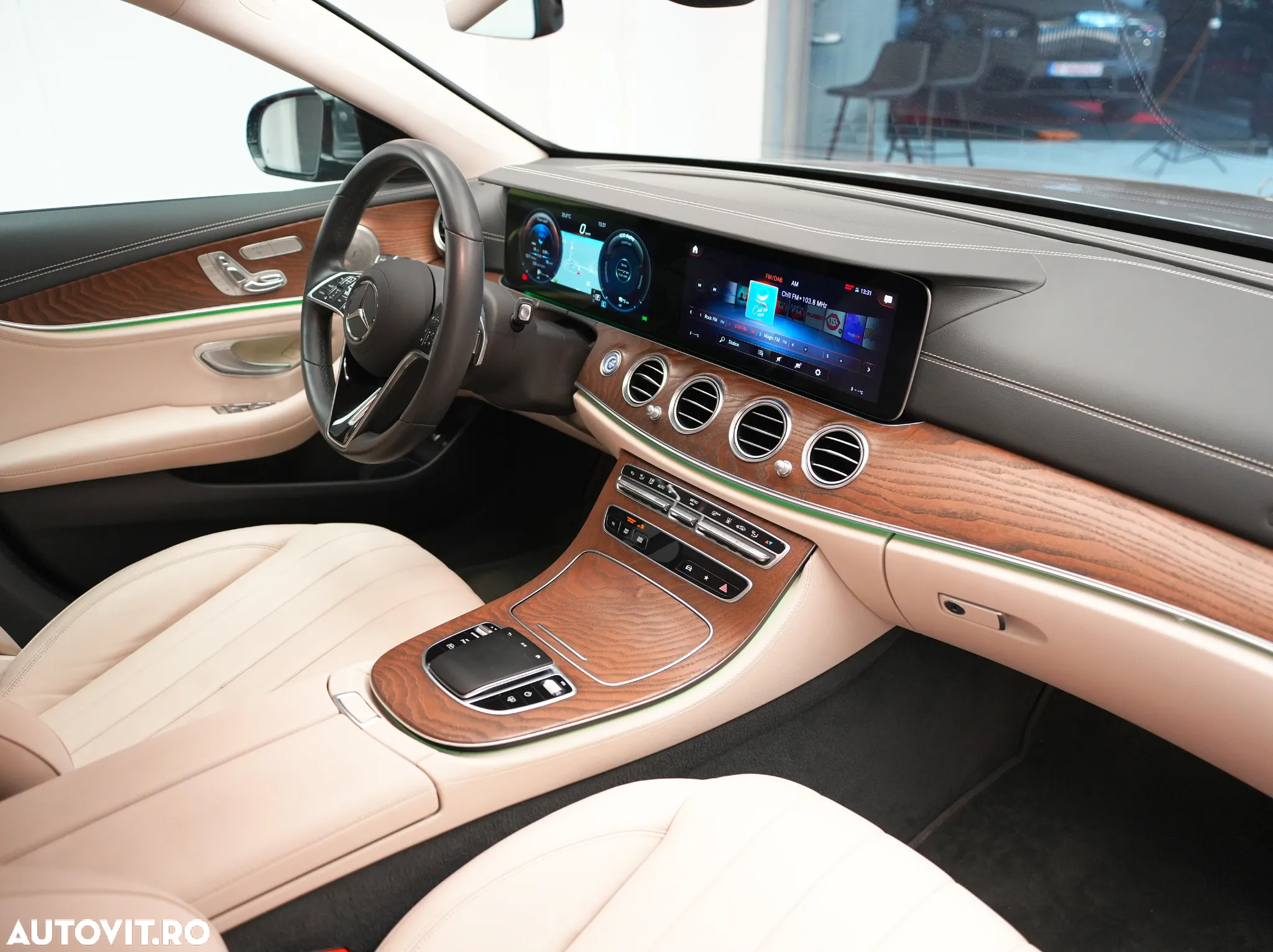 Mercedes-Benz E 300e 9G-TRONIC - 21