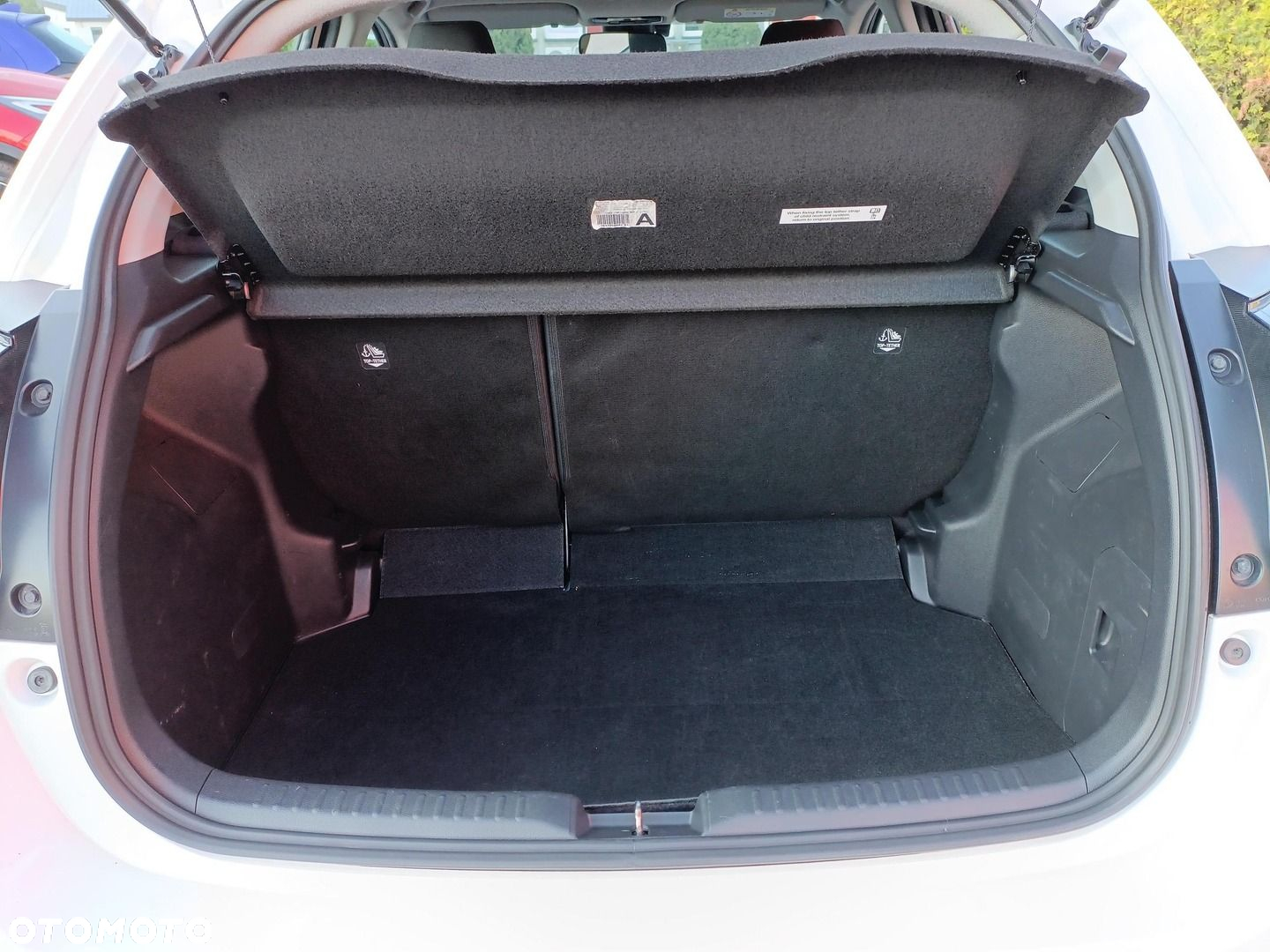 Toyota Yaris Hybrid 1.5 Comfort - 23