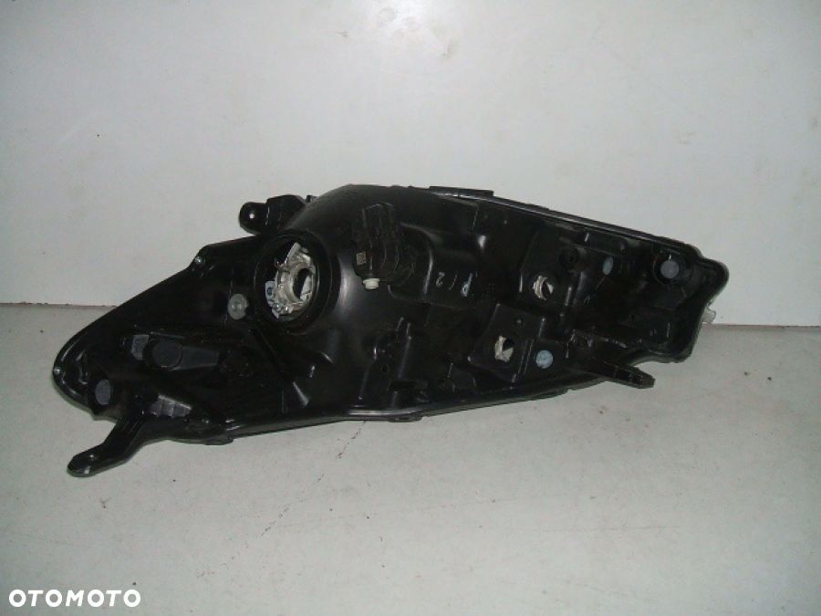 TOYOTA YARIS III 2014- LAMPA PRAWA REFLEKTOR PRAWY - 6