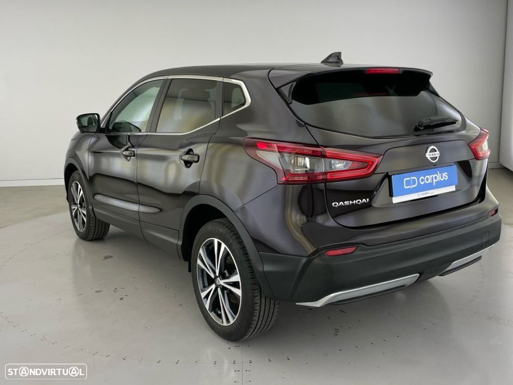 Nissan Qashqai 1.3 DIG-T N-Connecta - 24