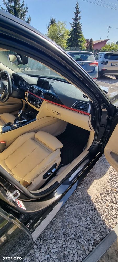 BMW Seria 3 320d Luxury Line Purity sport - 16