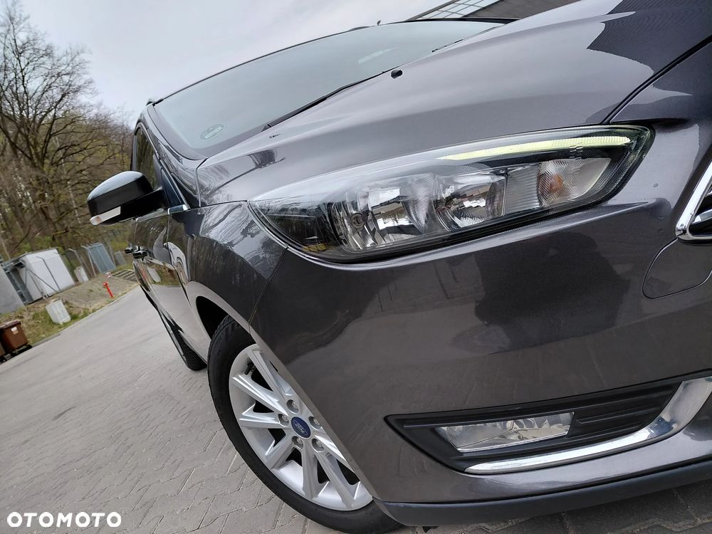 Ford Focus 1.0 EcoBoost Titanium - 23