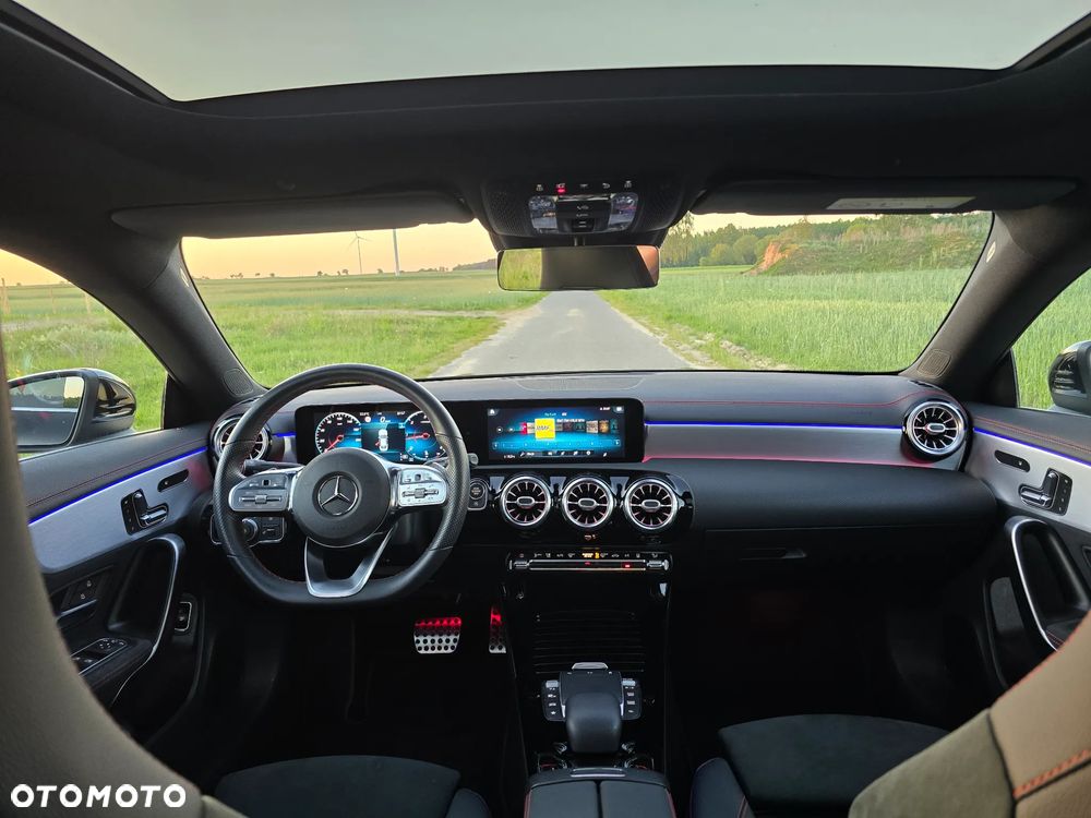 Mercedes-Benz CLA 200 d 8G-DCT AMG Line - 14