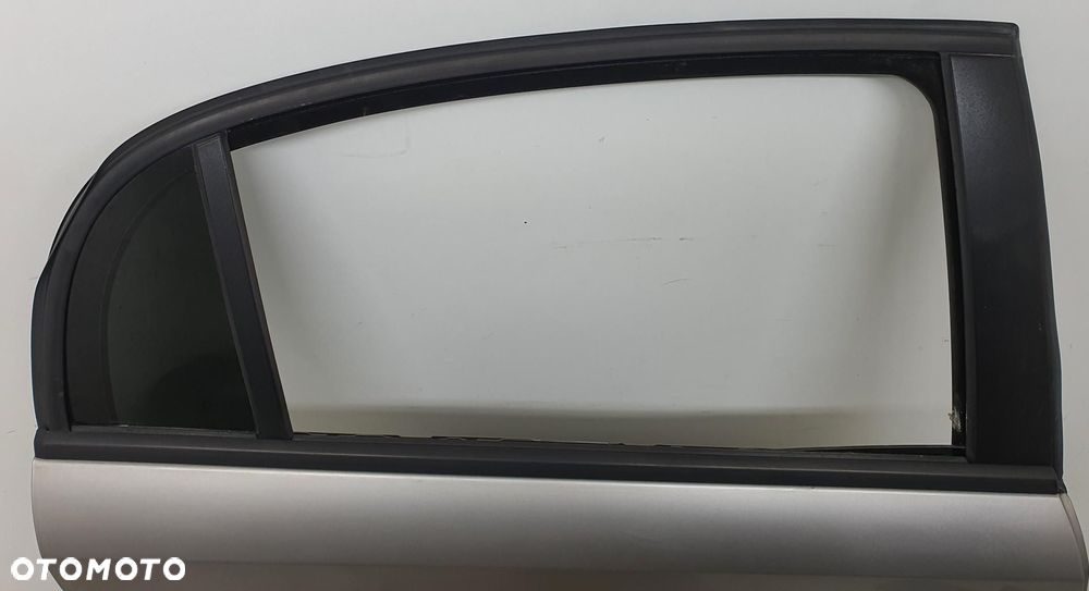 DRZWI PRAWY TYŁ TYLNE Z158 OPEL VECTRA C SEDAN - 2