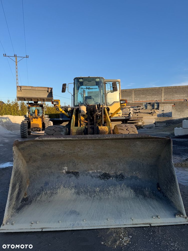 Komatsu WA 380-3H - 6