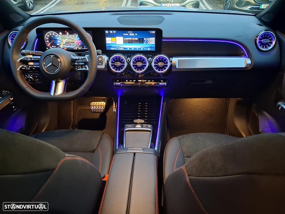 Mercedes-Benz GLB 180 d AMG Line - 17