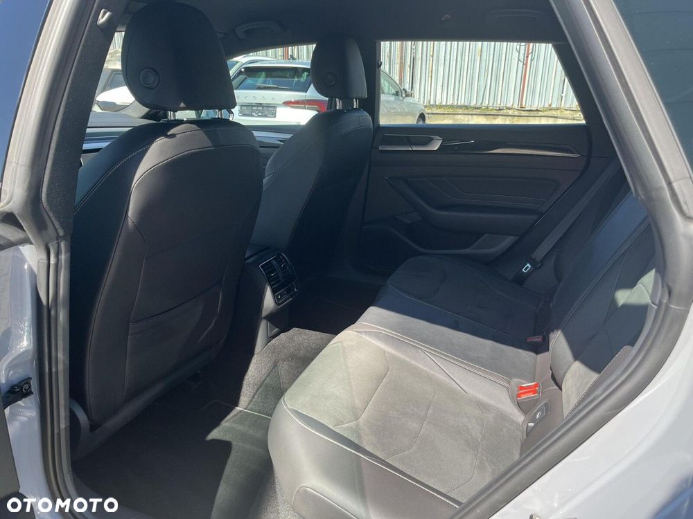Volkswagen Arteon 2.0 TSI R-Line DSG - 33