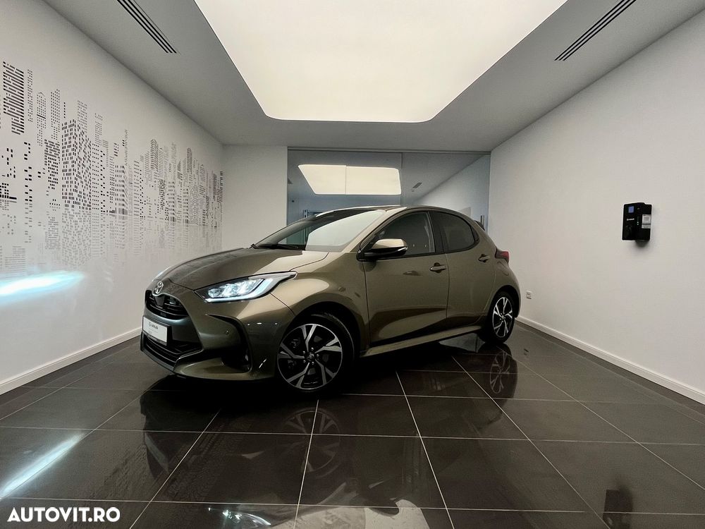 Toyota Yaris 1.5 VVT-i HSD Dynamic - 1