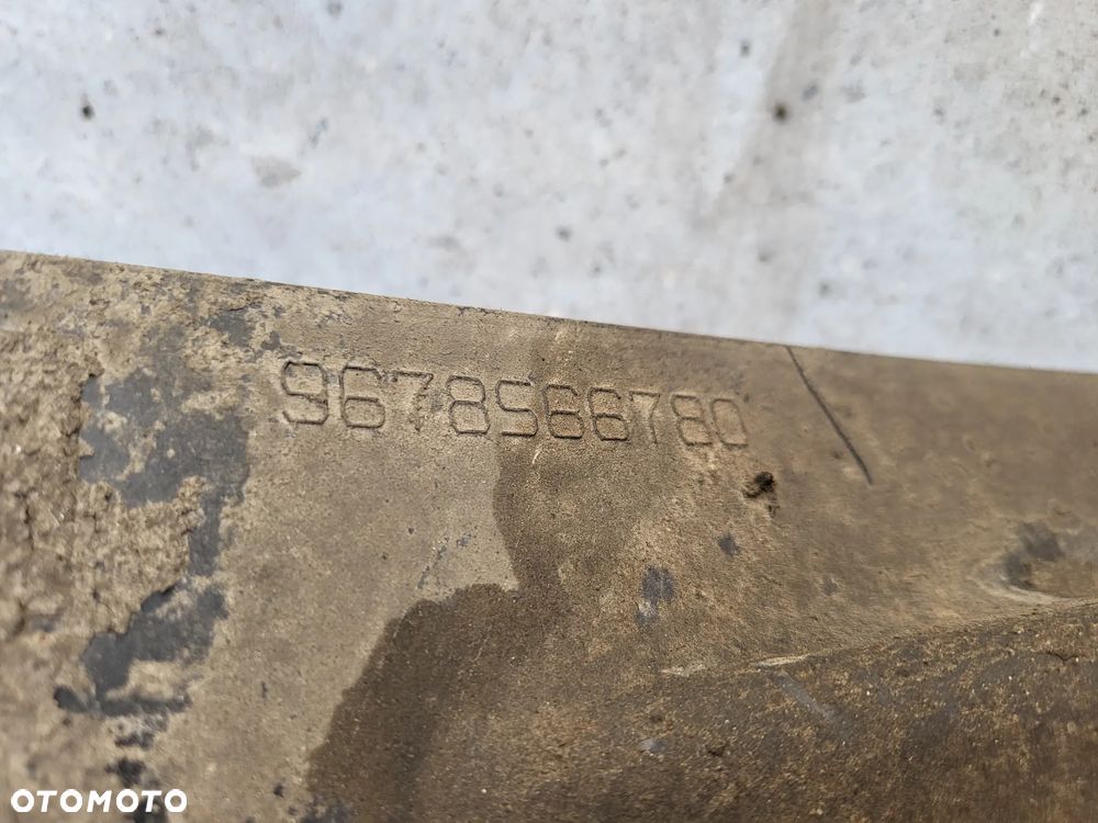 Nadkole prawy tył Peugeot 308 T9 SW - 6