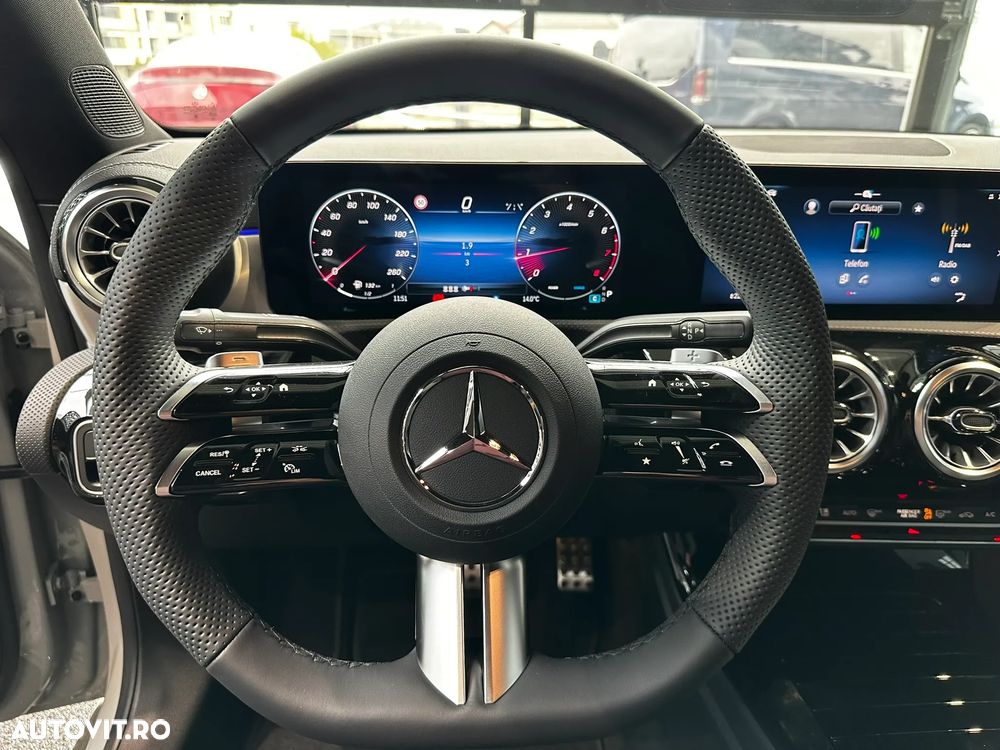 Mercedes-Benz CLA 200 MHEV Coupe - 12