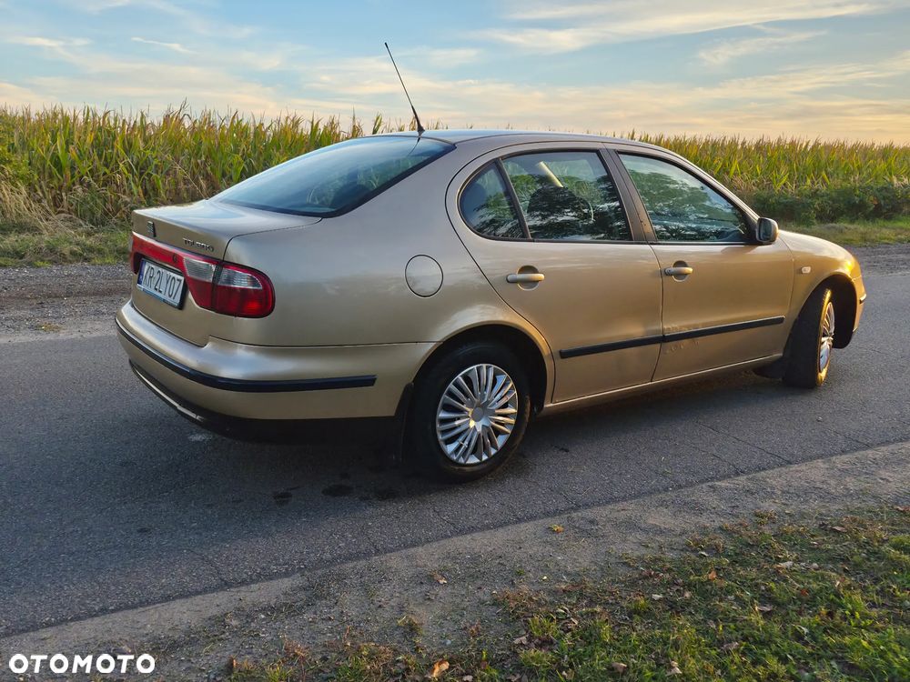 Seat Toledo 1.6 Stella - 5