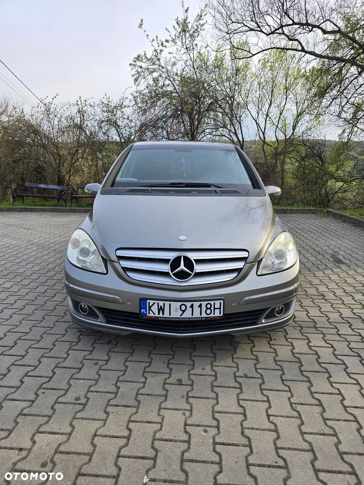 Mercedes-Benz Klasa B 200 CDI DPF Autotronic SPORT EDITION - 29