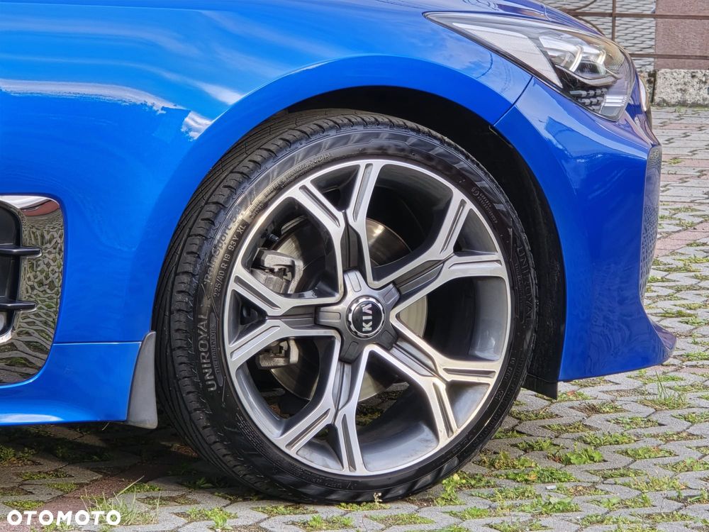 Kia Stinger 2.0 T-GDI L - 10