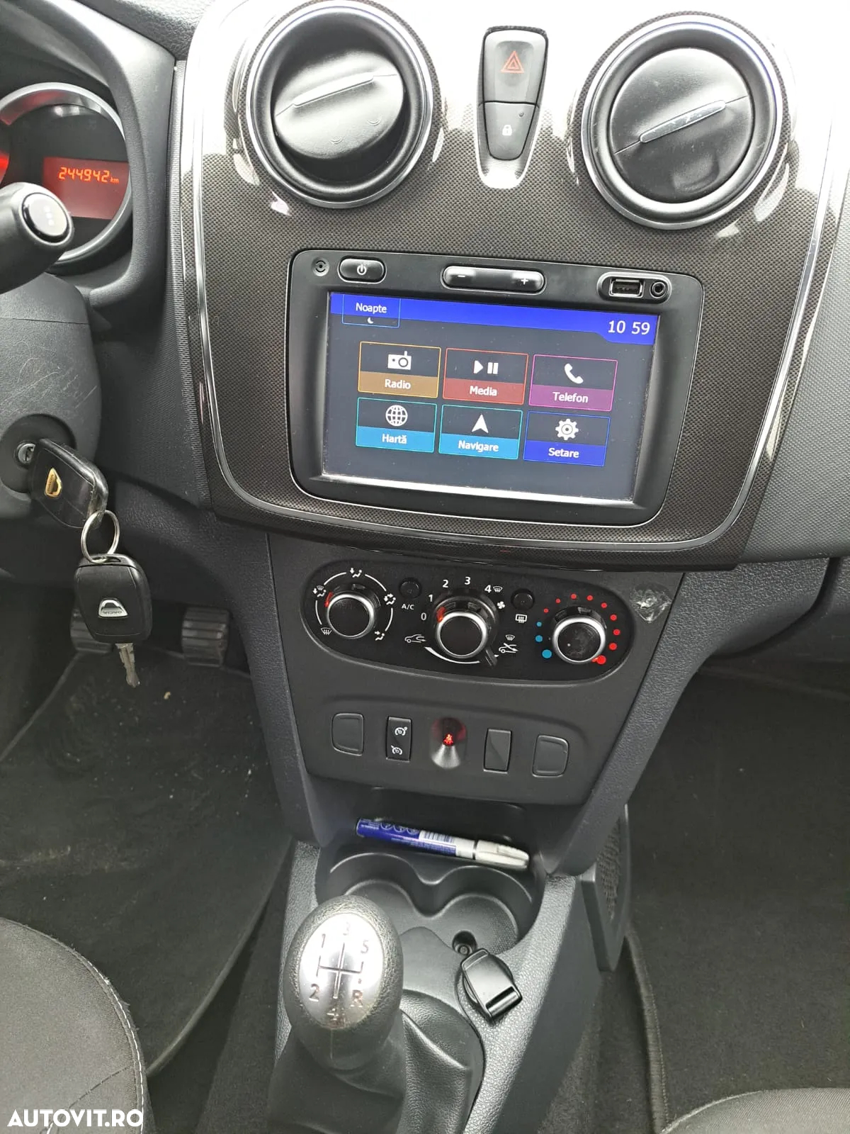 Dacia Logan MCV SCe 75 Laureate - 26