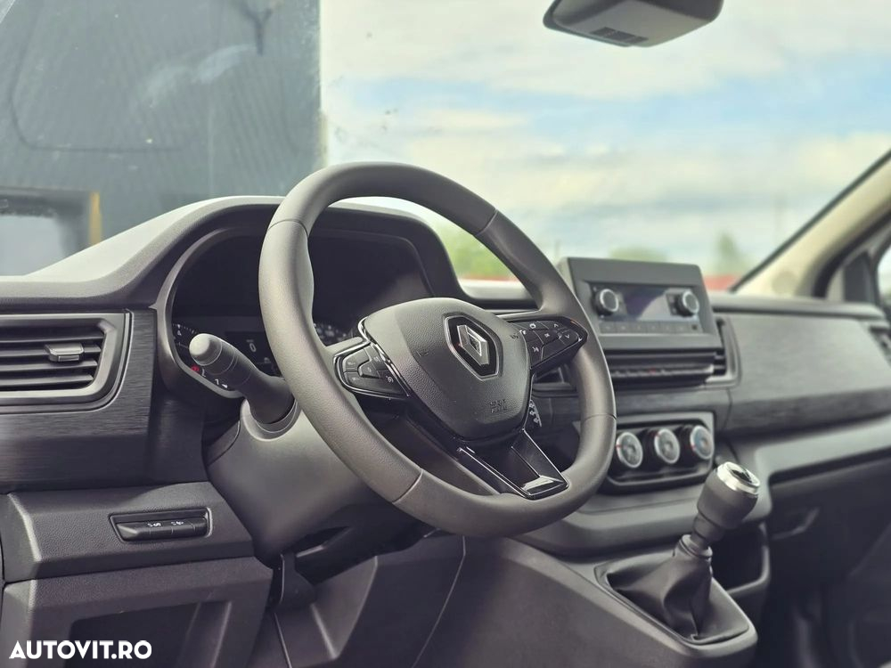 Renault TRAFIC - 5