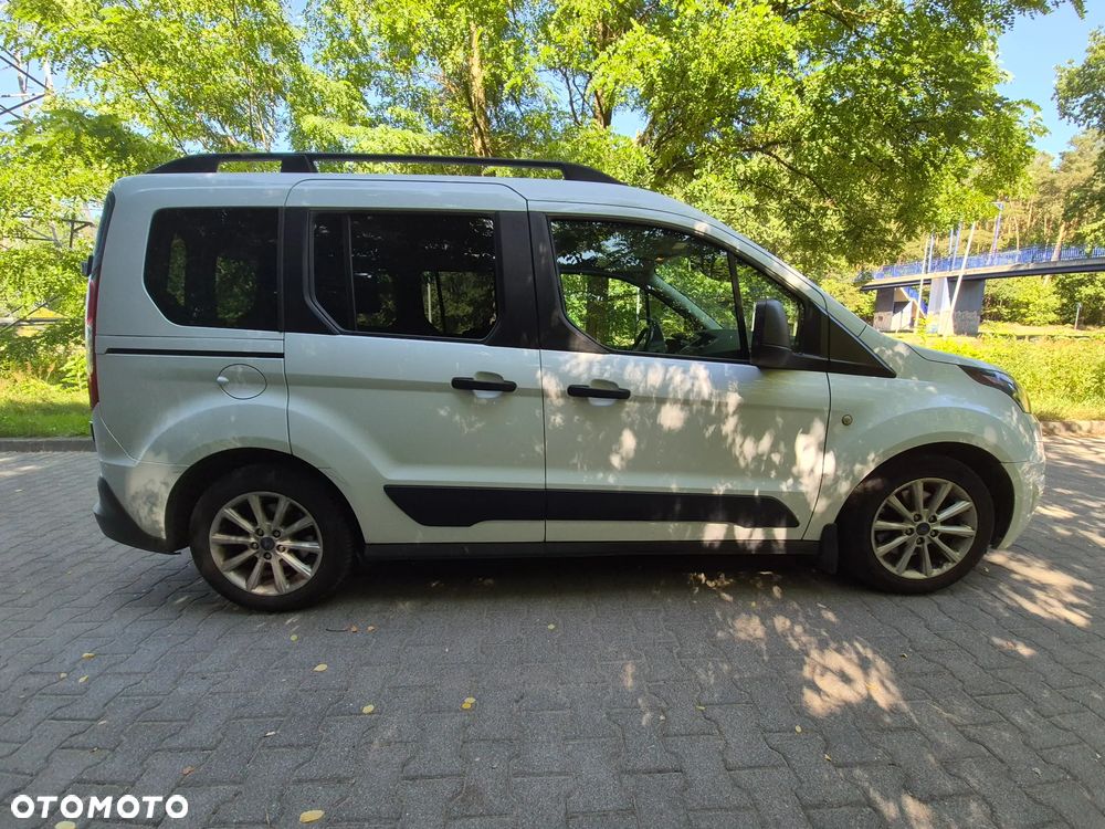 Ford Transit Connect - 9