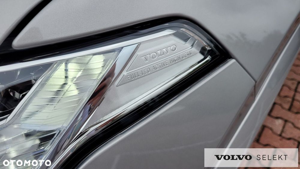 Volvo XC 90 - 13