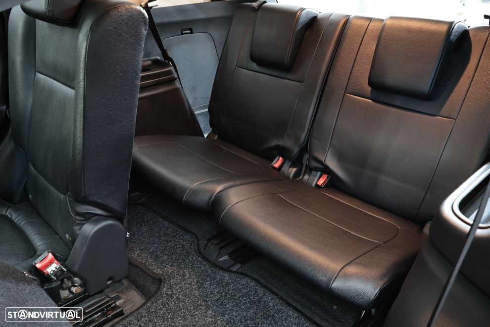 Mitsubishi Outlander 2.2 DI-D Intense+ - 27