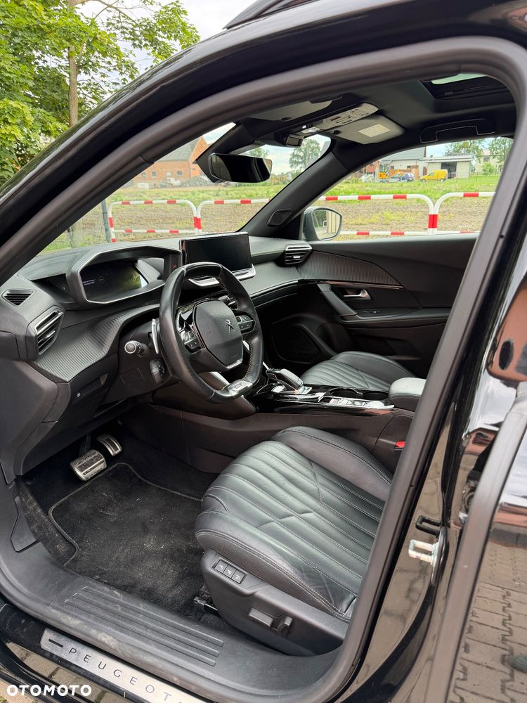 Peugeot 2008 1.2 PureTech GT S&S EAT8 - 13