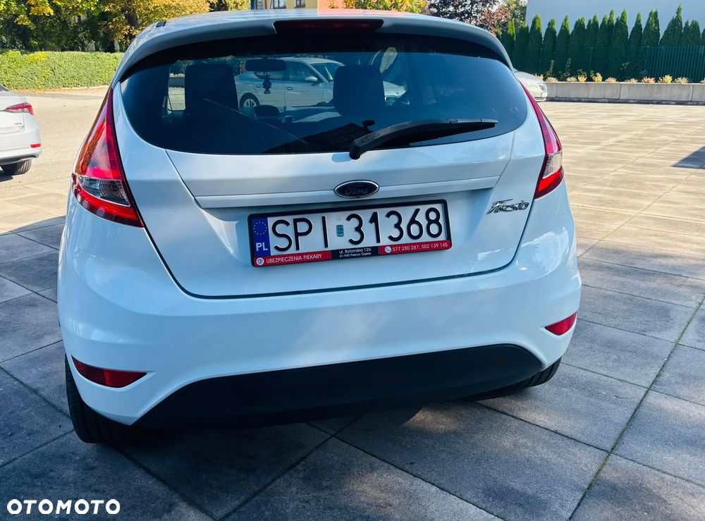 Ford Fiesta - 9
