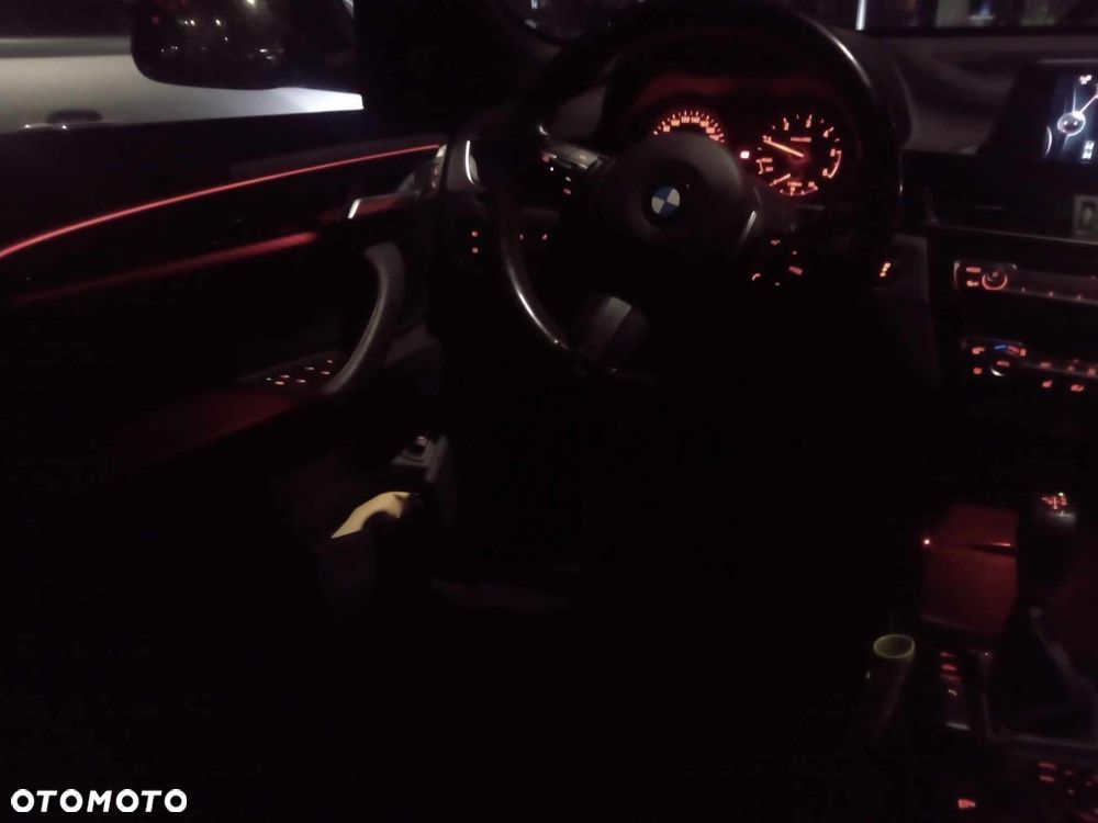 BMW X1 sDrive18d M Sport sport - 22