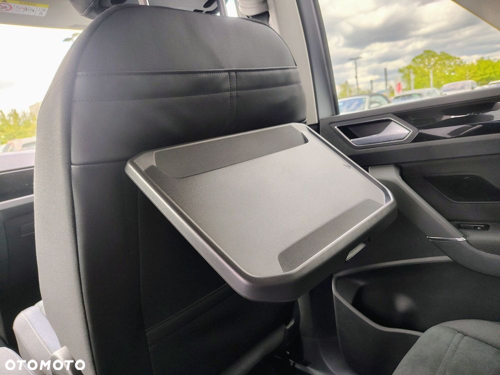 Volkswagen Touran - 25