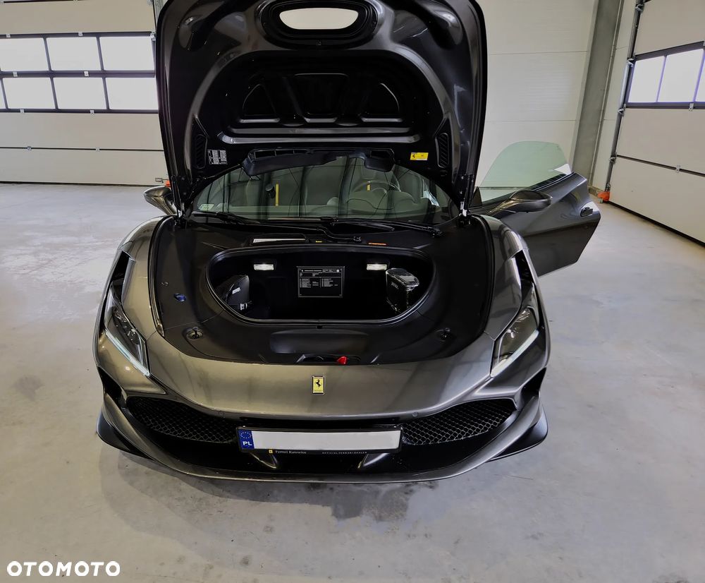 Ferrari F8 Tributo - 7