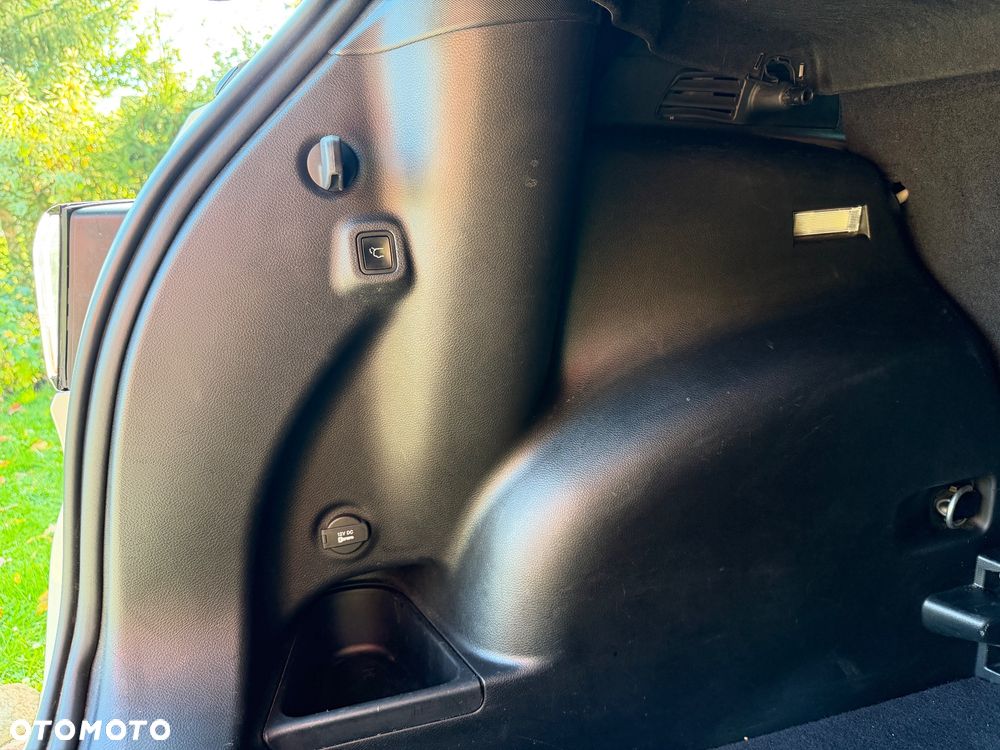 Jeep Compass - 28