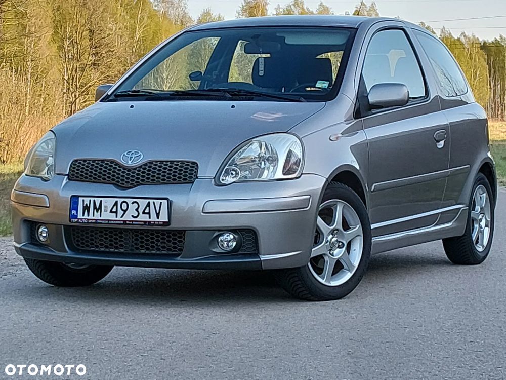Toyota Yaris - 1
